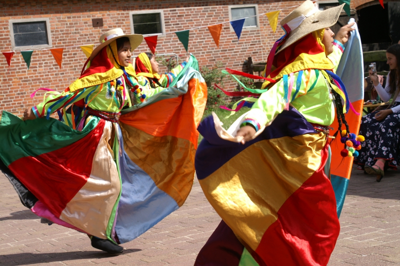 Arena y Esteras beim Landkultur Festchen